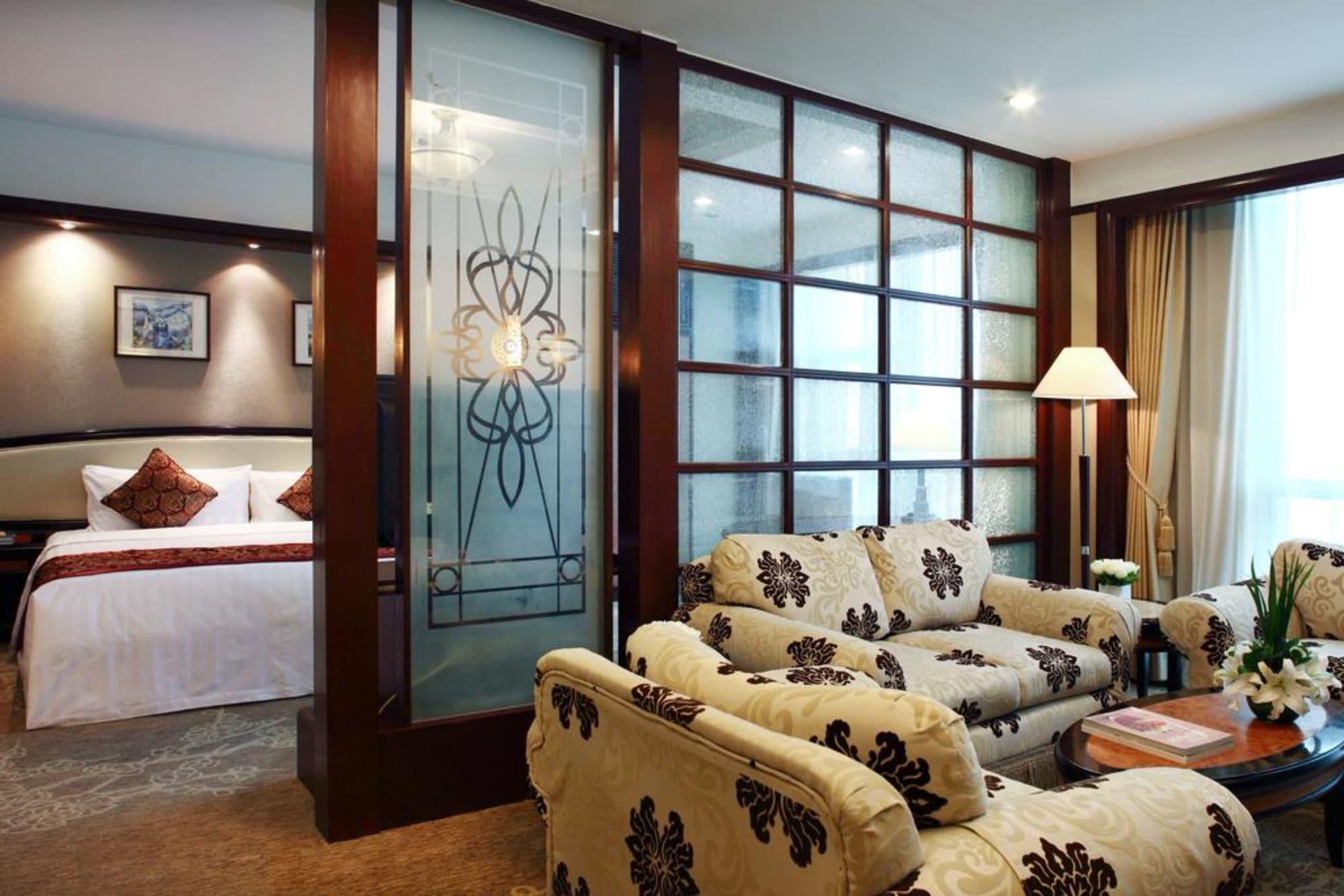 Empark Grand 5*